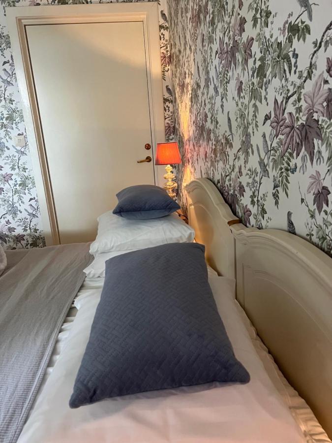 Herrgards Hotell Gyllene Haesten Vastervik Ngoại thất bức ảnh